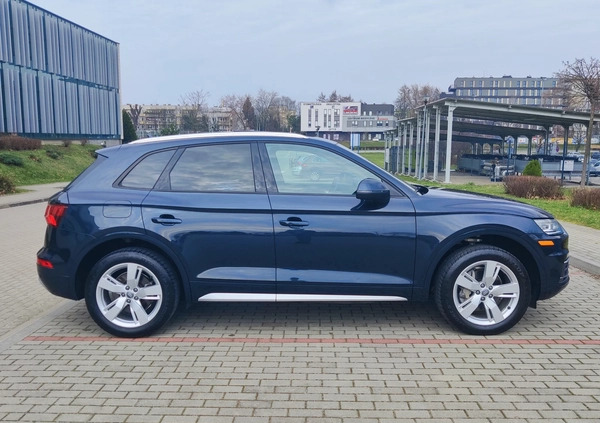 Audi Q5 cena 104890 przebieg: 111916, rok produkcji 2017 z Rzeszów małe 436